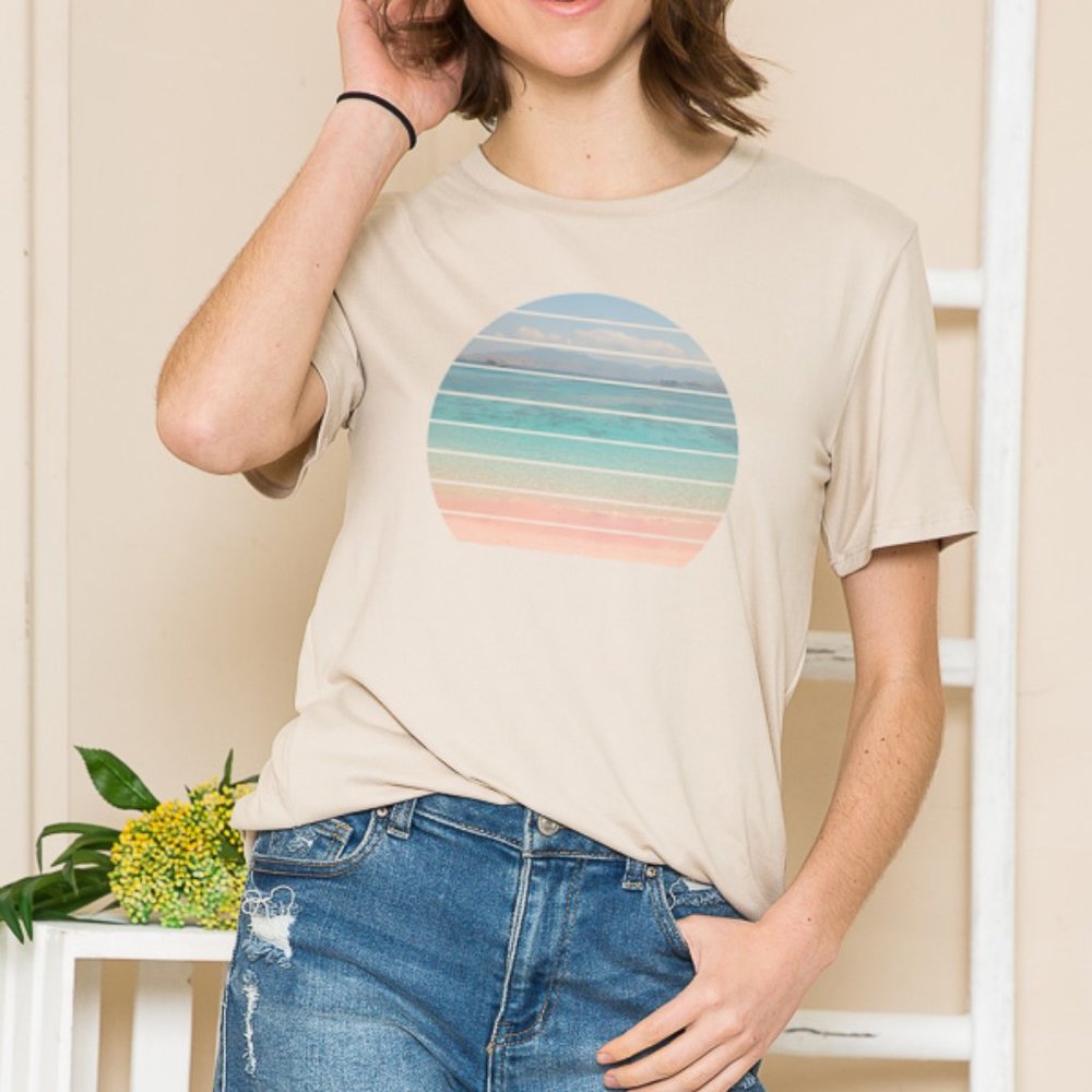 BASIC T-SHIRT WITH ROUND BEACH PRINT